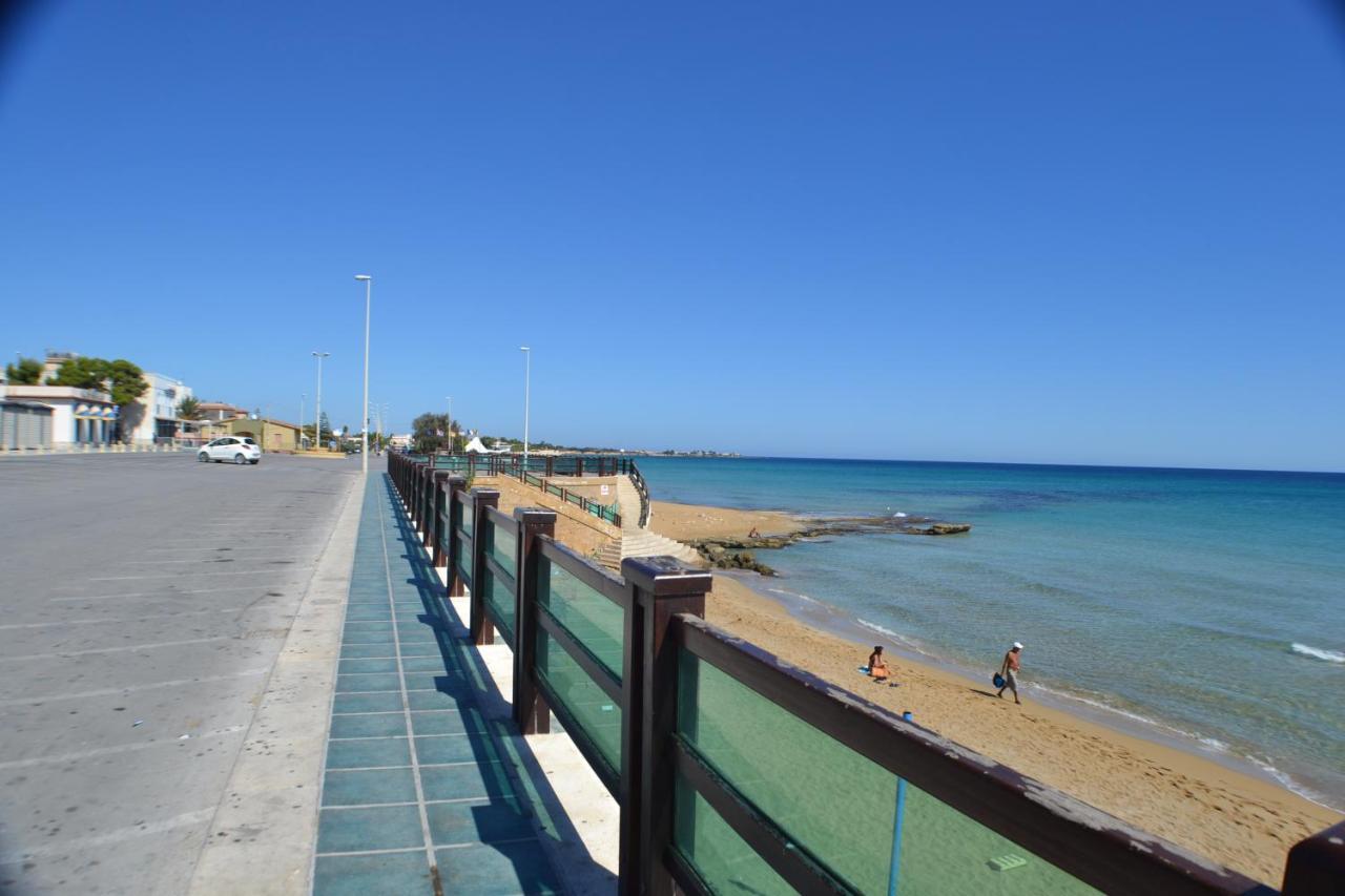 Apartmán Le Palme Netine Noto Exteriér fotografie